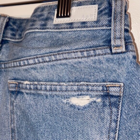 Abercrombie & Fitch Harper Low Rise Denim Shorts (Size 24/00) - Picture 5 of 5